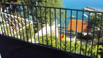 Amazing touristic property with 6 apartments on Omis riviera, 30 meters from the sea 