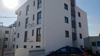 Nowy kompleks apartamentów na sprzedaż na Ciovo, 200 metrów od morza 