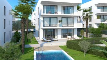 Nový luxusní komplex apartmánů na Čiovo, oblast Trogir 