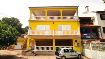 Guest-house with a sea view in Dramalj! 