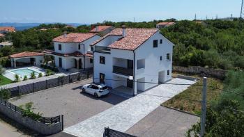 House in Rasopasno, Dobrinj, with sea views 