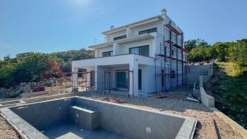 Exclusive duplex villa with pool and garage and panoramic sea view in Kostrena 