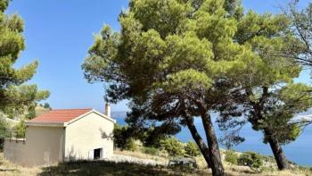 Domaine d'exception avec belle vue mer sur la riviera d'Omis, sur 8183 m² de terrain 