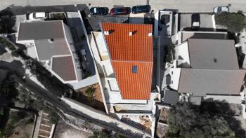 Penthouse in Mali Lošinj, 100 m vom Meer entfernt, zu verkaufen 