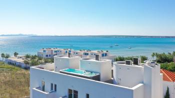 Villa in Privlaka, mit Dachterrasse und Whirlpool, zu verkaufen 