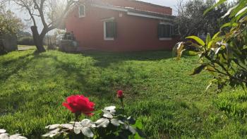 Detached house in Pula, for sale 