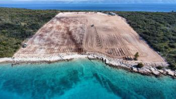 Nagy 1. vonalú birtok a Peljesac-félszigeten 