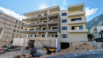 New apartments in Makarska, 750m from the sea, for sale 