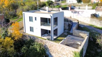 New modern villa in a new building with a swimming pool in Grizane, for sale! 