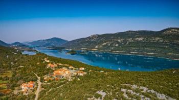 Über 3 Hektar Land in der 1. Reihe zum Meer in der Gegend von Dubrovnik 