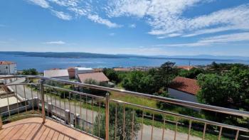 A beautiful flat with a panoramic view of the sea in Crikvenica 