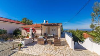 Detached house with sea views on Krk island 