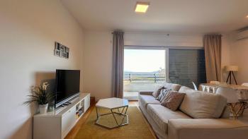 Apartment in modern new building with a swimming pool and a panoramic view, Opatija, for sale 