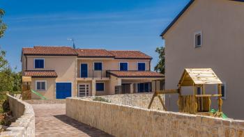 Luxury detached villa with pool in Krk hinterland, for sale 