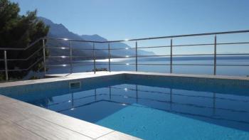 First line property with pool on Omis riviera, for sale 