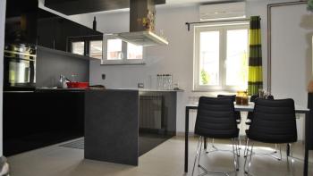 Furnished apartment in an attractive location near the center of Rovinj, for sale 