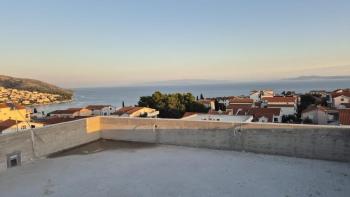 Penthouse on Ciovo, Trogir with stunning sea views, for sale 