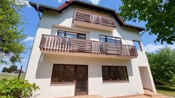 Renovated house with swimming pool in Plitvice Lakes area, for sale 