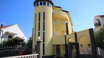 Mini-hotel, North and Middle Dalmatia, Sibenik, 850 sq.m, 1 250 000 € 