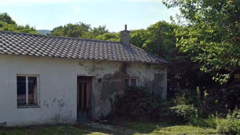 House in Kraljevica, 1400m from the sea, for sale 