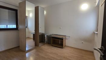 Apartament zaledwie 200 metrów od morza w popularnej miejscowości Medulin, na sprzedaż 