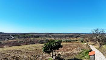 Baugrundstück mit Panoramablick in Buje, zu verkaufen 