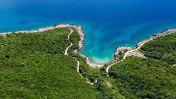 Grand terrain on Krk island, Vrbnik, for sale 