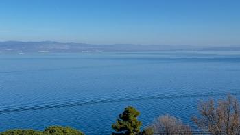 Land for the construction of 5 villas just 300m from the famous beach in Moscenicka Draga, panoramic sea view, for sale 