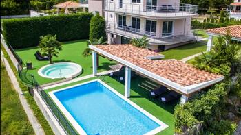 Villa in Pobri, Opatija, for sale 