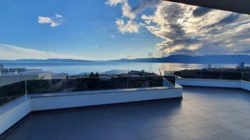 Villa de luxe à Kostrena avec vue panoramique sur la mer 