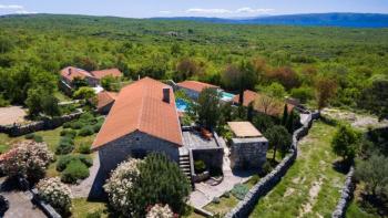 Fantastic estate on Krk with two stone villas and sea view in Provence style 