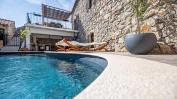 Beautiful authentic villa on Krk island with pool and design renovation 