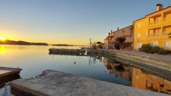 Apartment in Supetarska Draga, Rab island, first line to the sea 