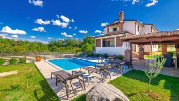 Villa in Porec for true relaxation 