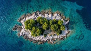 Île à vendre dans la région de Trogir 