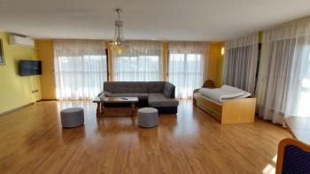 Apart-house of the 4 luxury apartments for sale in Galižana, Vodnjan 