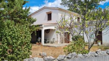 Cosy house for sale in Kras, Dobrinj 