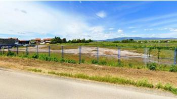 Terrain à bâtir dans la région de Velika Mlaka à côté de l'aéroport de Zagreb 