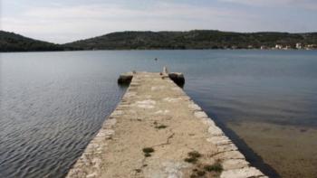 Unique waterfront manor in Sibenik area with access to the pier and beachline 