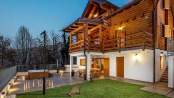 À prix réduit ! Belle villa de montagne à vendre à Gorski Kotar ! 