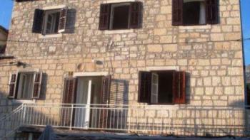 House on the second line to the sea on Brac island 