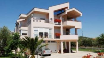 Spacious seafront villa in Zadar area with a pier and by the beach! 