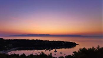 Terrain à bâtir à vendre avec vue dégagée sur la mer dans la région de Rabac 