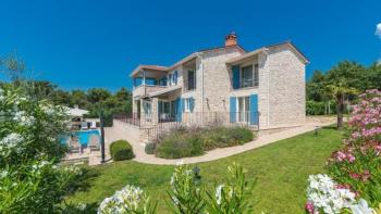 Magnificent villa in Višnjan with sea views, which is really worth the money asked 