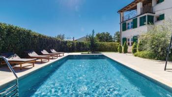 Romantic Istrian house with swimming pool in Svetvincenat 