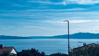 Terrain urbain à Kostrena, avec vue sur la mer 