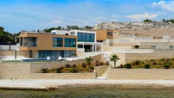 Stunning 1st line designer villa near Zadar! 