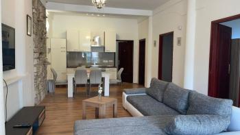 Appartement Ližnjan, parfait pour la location 