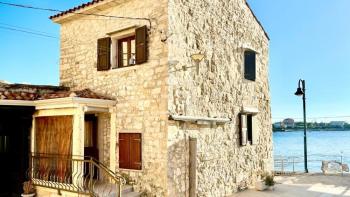 Unique stone house on the 1st line to the sea in Umag 