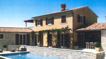 Turn-key solution of Istrian rustic villa with swimming pool - 4 similar villas- package sale is possible 